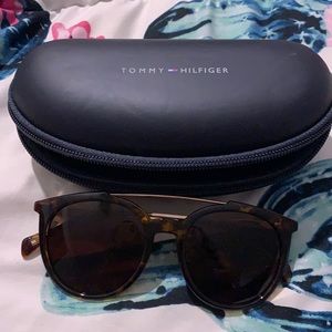 Tommy Hilfiger Sunglasses 😎